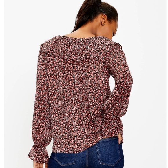 LOFT Ruffle V-Neck Floral Blouse Top in Deep Persimmon NEW - Picture 3 of 12